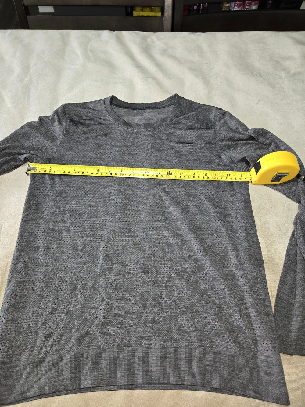 Lululemon Metal Vent Tech Long Sleeve Shirt in Heathered Charcoal